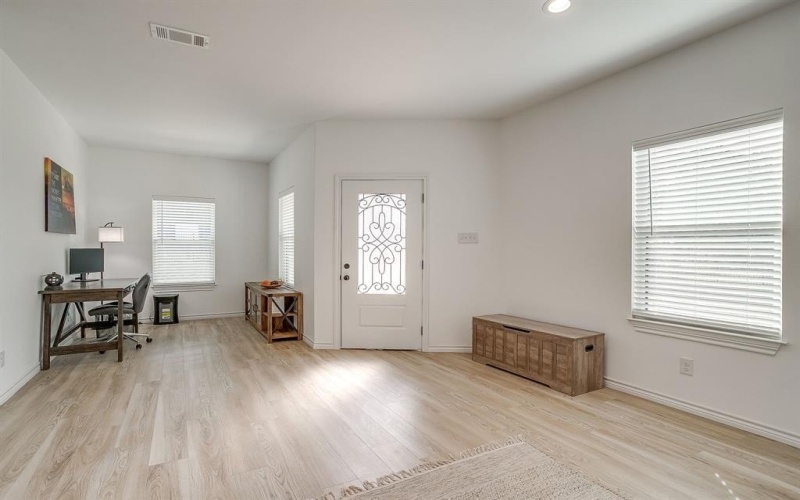 3815 Silver Creek Court, Granbury, TX 76048, 3 Bedrooms Bedrooms, ,2 BathroomsBathrooms,Residential,For Sale,3815 Silver Creek Court,0,21178180