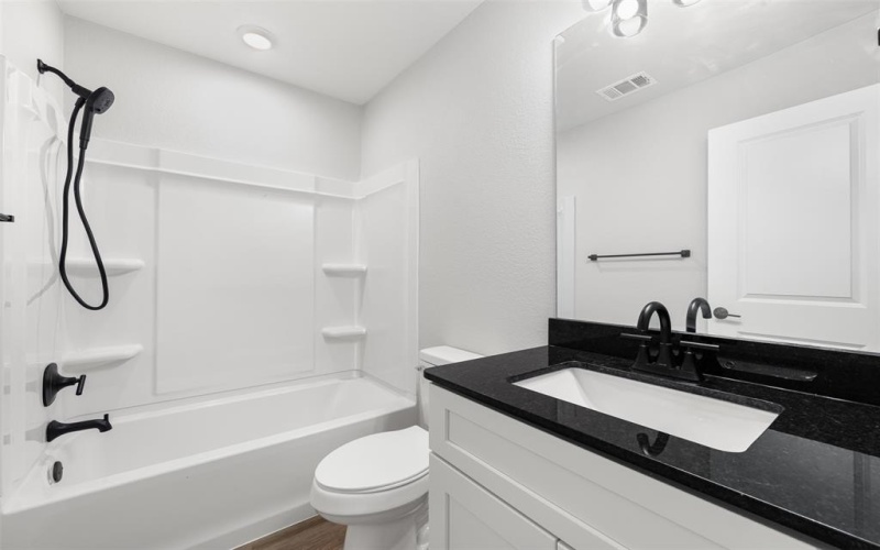 1509 N 11th Street #A & B, Waco, TX 76707, 6 Bedrooms Bedrooms, ,5 BathroomsBathrooms,Residential Multi Family,For Sale,1509 N 11th Street,0,21178385