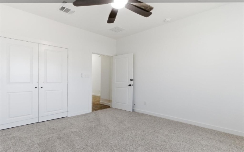 1004 E Hickory Street, Kaufman, TX 75142, 3 Bedrooms Bedrooms, ,2 BathroomsBathrooms,Residential,For Sale,1004 E Hickory Street,0,21178532