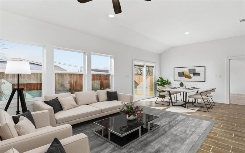 1004 E Hickory Street, Kaufman, TX 75142, 3 Bedrooms Bedrooms, ,2 BathroomsBathrooms,Residential,For Sale,1004 E Hickory Street,0,21178532