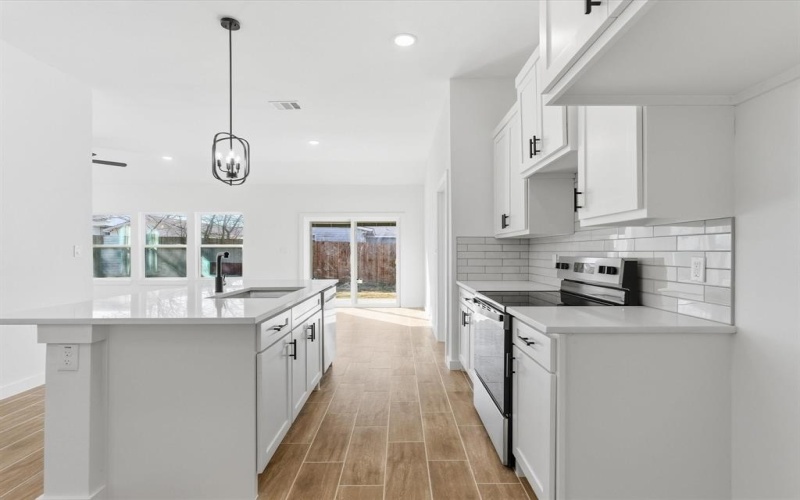 1004 E Hickory Street, Kaufman, TX 75142, 3 Bedrooms Bedrooms, ,2 BathroomsBathrooms,Residential,For Sale,1004 E Hickory Street,0,21178532