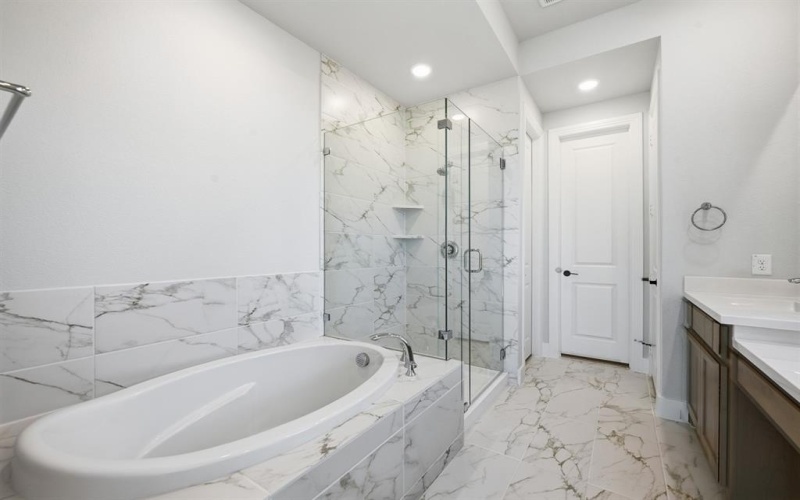 9022 Wildberry Road, Oak Point, TX 75068, 4 Habitaciones Habitaciones , ,3 BañosBaños,Residential,En Venta,9022 Wildberry Road,0,21178601