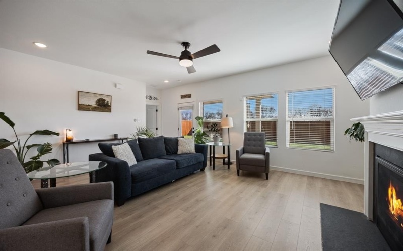 2233 Maple Ridge Drive, Van Alstyne, TX 75495, 5 Habitaciones Habitaciones , ,3 BañosBaños,Residential,En Venta,2233 Maple Ridge Drive,0,21178700