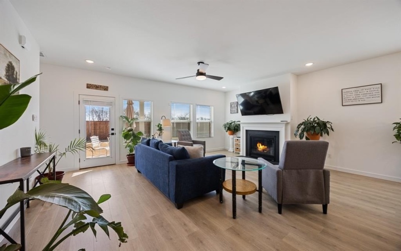 2233 Maple Ridge Drive, Van Alstyne, TX 75495, 5 Habitaciones Habitaciones , ,3 BañosBaños,Residential,En Venta,2233 Maple Ridge Drive,0,21178700