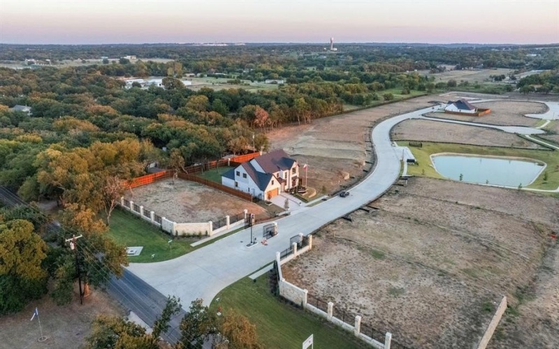 1657 Cedar Elm Way, Burleson, TX 76028, 4 Habitaciones Habitaciones , ,3 BañosBaños,Residential,En Venta,1657 Cedar Elm Way,0,21178791