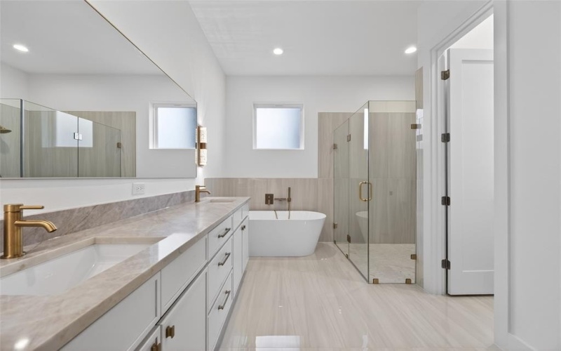 3734 Queenswood, Garland, TX 75040, 4 Bedrooms Bedrooms, ,3 BathroomsBathrooms,Residential,For Sale,3734 Queenswood,0,21178917