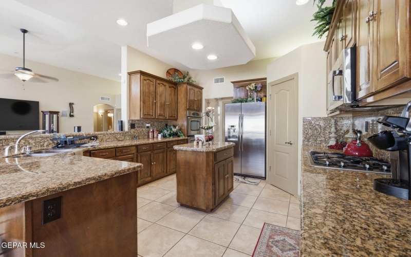 3701 TIERRA CHISUM Drive, El Paso, TX 79938, 4 Bedrooms Bedrooms, ,2 BathroomsBathrooms,Residential,For Sale,3701 TIERRA CHISUM Drive,0,938172