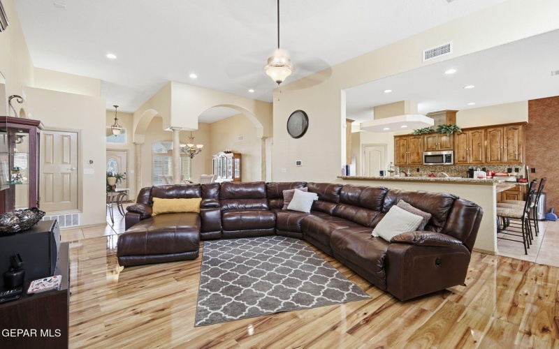 3701 TIERRA CHISUM Drive, El Paso, TX 79938, 4 Bedrooms Bedrooms, ,2 BathroomsBathrooms,Residential,For Sale,3701 TIERRA CHISUM Drive,0,938172