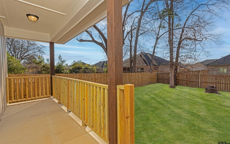 240 Elm St, Winona, TX 75792, 3 Bedrooms Bedrooms, ,2 BathroomsBathrooms,Residential,For Sale,240 Elm St,0,26002077