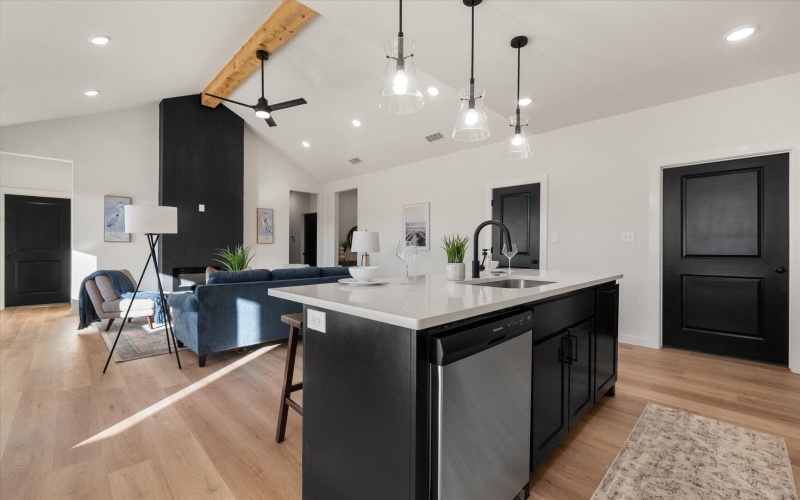 14412 Kenosha Drive, Lubbock, TX 79423, 4 Habitaciones Habitaciones , ,2 BañosBaños,Residential,En Venta,14412 Kenosha Drive,0,202601976