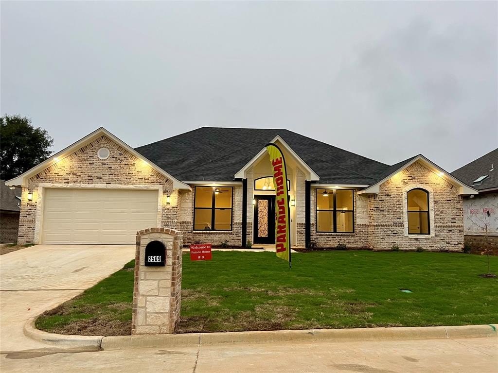 2509 Windmill Lane, Longview, TX 75601, 4 Bedrooms Bedrooms, ,2 BathroomsBathrooms,Residential,For Sale,2509 Windmill Lane,20568843
