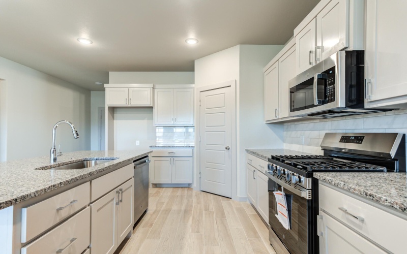 615 E 13th Street, Wolfforth, TX 79382, 4 Bedrooms Bedrooms, ,2 BathroomsBathrooms,Residential,For Sale,615 E 13th Street,0,202601982