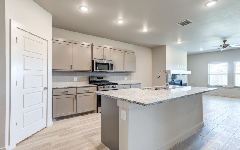 7029 25th Street, Lubbock, TX 79407, 4 Habitaciones Habitaciones , ,2 BañosBaños,Residential,En Venta,7029 25th Street,0,202601984