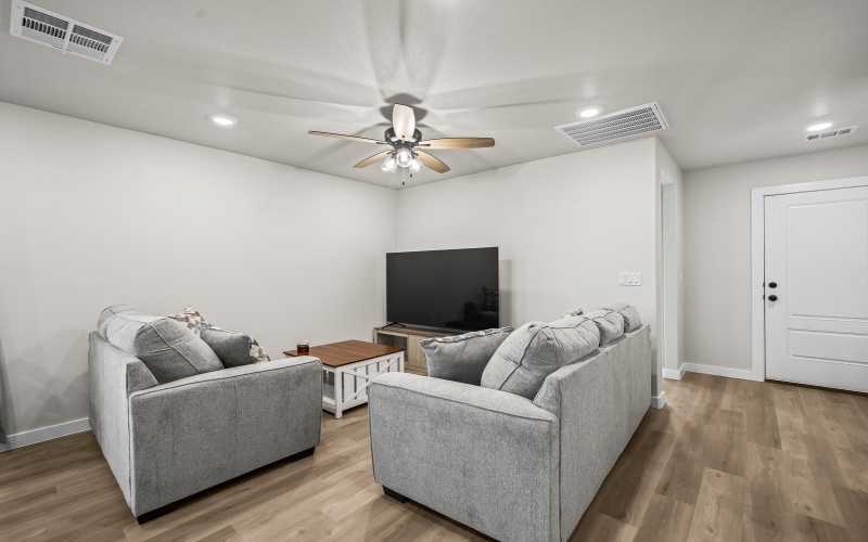 14506 Paris Avenue, Lubbock, TX 79423, 3 Bedrooms Bedrooms, ,2 BathroomsBathrooms,Residential,For Sale,14506 Paris Avenue,0,202602010