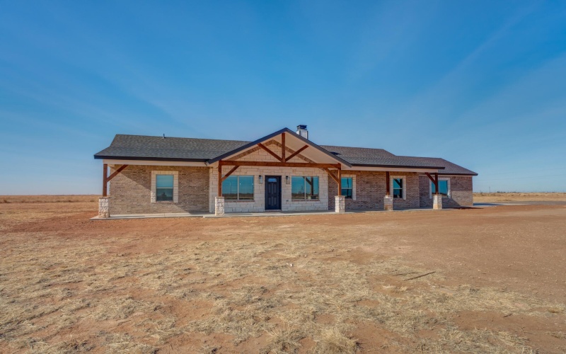 12401 N C R 2900, Idalou, TX 79329, 3 Bedrooms Bedrooms, ,2 BathroomsBathrooms,Residential,For Sale,12401 N C R 2900,0,202602023