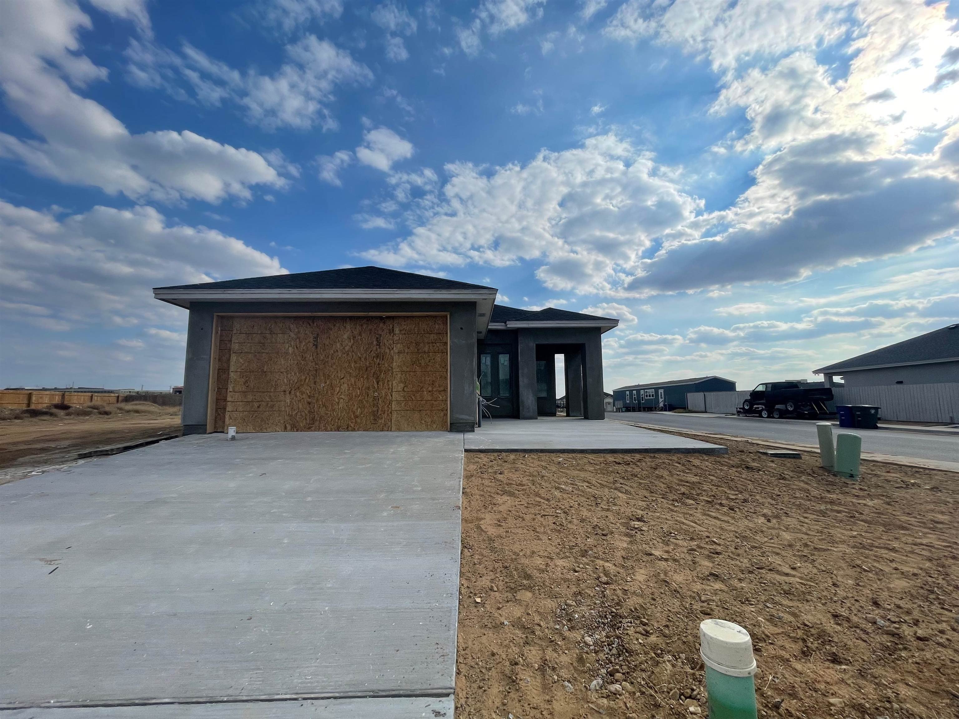 201 Lusitano Dr., Laredo, TX 78046, 3 Bedrooms Bedrooms, ,2 BathroomsBathrooms,Residential,For Sale,201 Lusitano Dr.,0,20260788