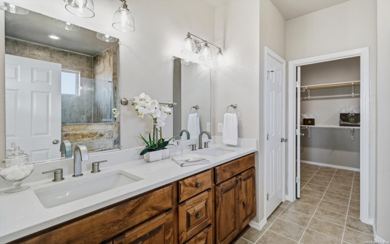 14674 Silesia Dr, St Hedwig, TX 78152, 4 Bedrooms Bedrooms, ,2 BathroomsBathrooms,Residential,For Sale,14674 Silesia Dr,0,1941216