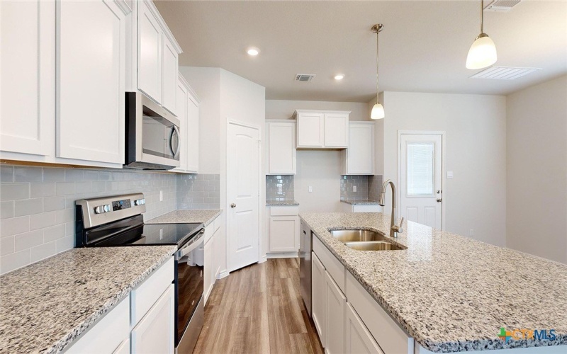 410 Charlie Drive, Killeen, TX 76549, 3 Bedrooms Bedrooms, ,2 BathroomsBathrooms,Residential,For Sale,410 Charlie Drive,0,604508