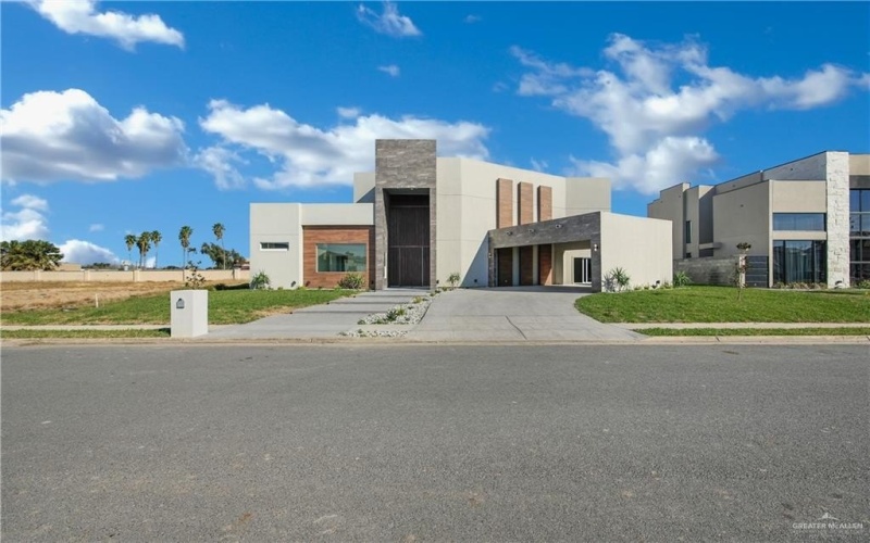 4314 S M Street, McAllen, TX 78503, 4 Habitaciones Habitaciones , ,5 BañosBaños,Residential,En Venta,4314 S M Street,0,494326