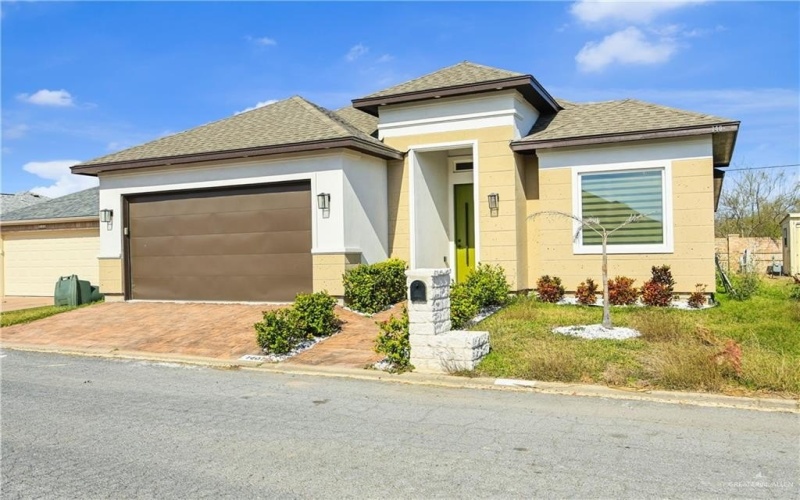 140 Willow Circle, Harlingen, TX 78552, 3 Bedrooms Bedrooms, ,2 BathroomsBathrooms,Residential,For Sale,140 Willow Circle,0,494740