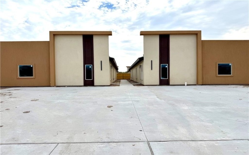 2701 W Bliss Street unit: 3 #3, Edinburg, TX 78539, 2 Bedrooms Bedrooms, ,2 BathroomsBathrooms,Residential,For Sale,2701 W Bliss Street unit: 3,0,494829