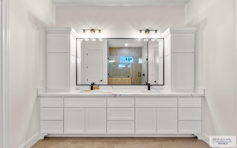 9098 NEW ORLEANS CT., LOS FRESNOS, TX 78566, 4 Bedrooms Bedrooms, ,3 BathroomsBathrooms,Residential,For Sale,9098 NEW ORLEANS CT.,0,29772107