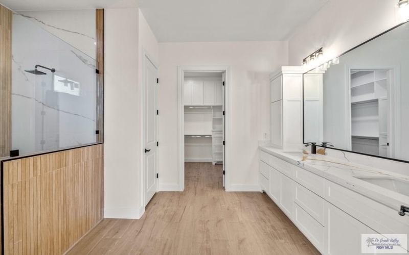 9098 NEW ORLEANS CT., LOS FRESNOS, TX 78566, 4 Bedrooms Bedrooms, ,3 BathroomsBathrooms,Residential,For Sale,9098 NEW ORLEANS CT.,0,29772107