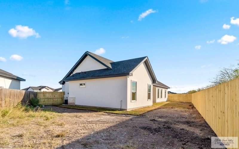 9098 NEW ORLEANS CT., LOS FRESNOS, TX 78566, 4 Bedrooms Bedrooms, ,3 BathroomsBathrooms,Residential,For Sale,9098 NEW ORLEANS CT.,0,29772107