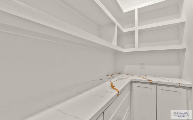 9098 NEW ORLEANS CT., LOS FRESNOS, TX 78566, 4 Bedrooms Bedrooms, ,3 BathroomsBathrooms,Residential,For Sale,9098 NEW ORLEANS CT.,0,29772107