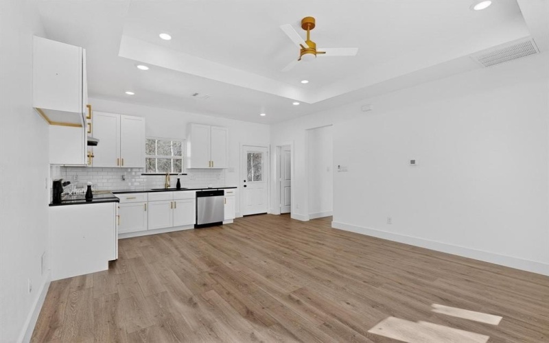 305 Garner Drive, Mabank, TX 75156, 1 Dormitorio Habitaciones , ,1 BañoBaños,Residential,En Venta,305 Garner Drive,0,21138916