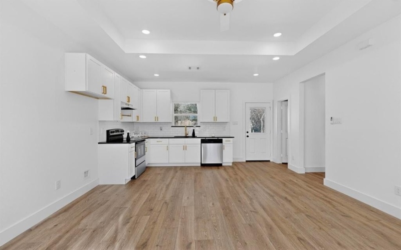 305 Garner Drive, Mabank, TX 75156, 1 Dormitorio Habitaciones , ,1 BañoBaños,Residential,En Venta,305 Garner Drive,0,21138916