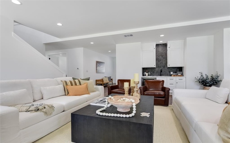 2411 Cherry Lane, Kingsland, TX 78639, 4 Bedrooms Bedrooms, ,3 BathroomsBathrooms,Residential,For Sale,2411 Cherry Lane,0,21163531