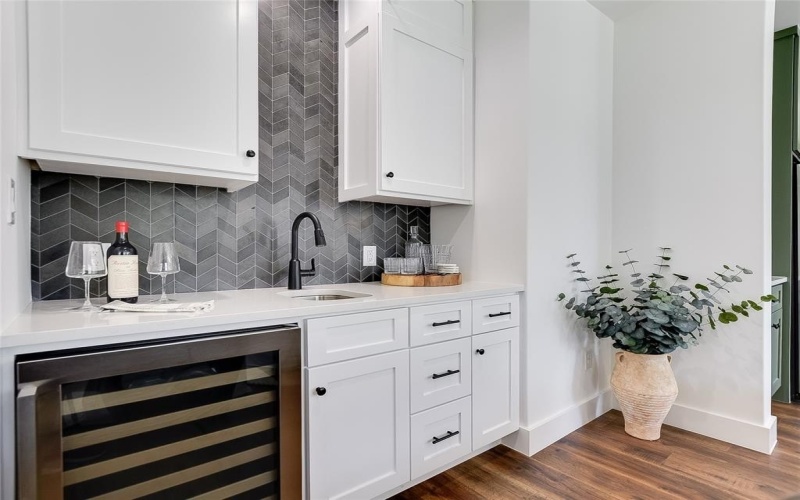 2411 Cherry Lane, Kingsland, TX 78639, 4 Bedrooms Bedrooms, ,3 BathroomsBathrooms,Residential,For Sale,2411 Cherry Lane,0,21163531