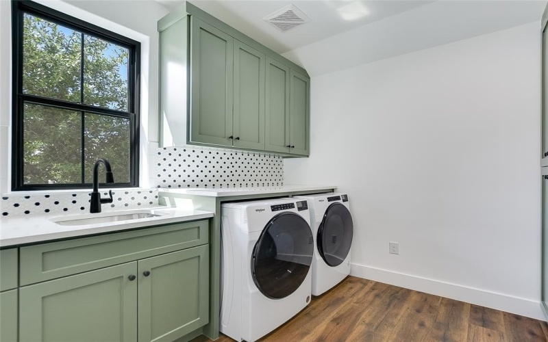 2411 Cherry Lane, Kingsland, TX 78639, 4 Bedrooms Bedrooms, ,3 BathroomsBathrooms,Residential,For Sale,2411 Cherry Lane,0,21163531