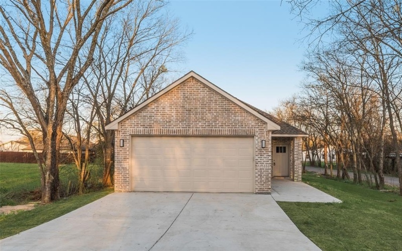 1227 Rosemary Street, Greenville, TX 75401, 3 Bedrooms Bedrooms, ,2 BathroomsBathrooms,Residential,For Sale,1227 Rosemary Street,0,21171399