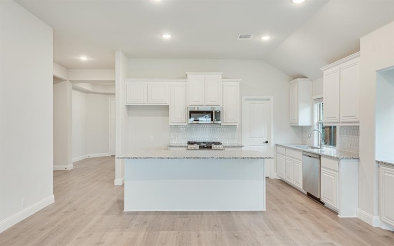 221 Sweetwater Drive, Commerce, TX 75428, 4 Habitaciones Habitaciones , ,2 BañosBaños,Residential,En Venta,221 Sweetwater Drive,20569325