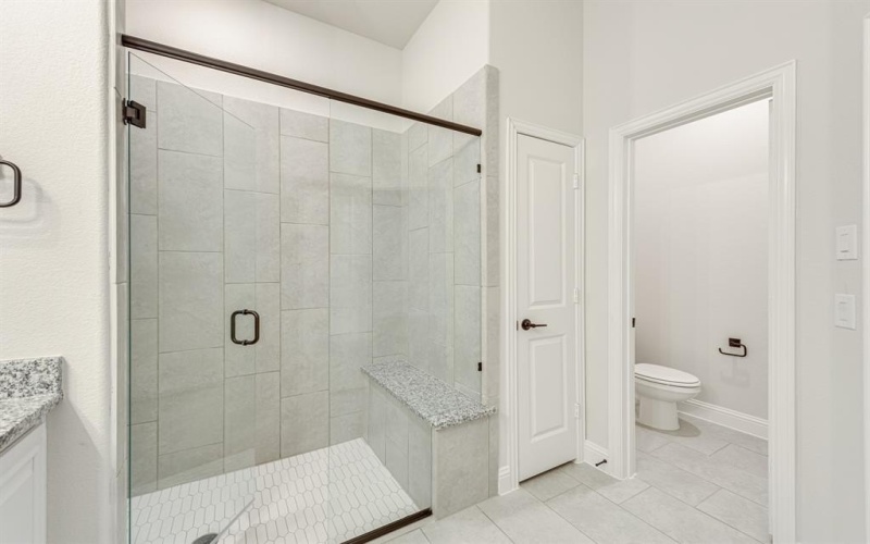 221 Sweetwater Drive, Commerce, TX 75428, 4 Habitaciones Habitaciones , ,2 BañosBaños,Residential,En Venta,221 Sweetwater Drive,20569325