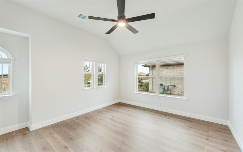 221 Sweetwater Drive, Commerce, TX 75428, 4 Habitaciones Habitaciones , ,2 BañosBaños,Residential,En Venta,221 Sweetwater Drive,20569325