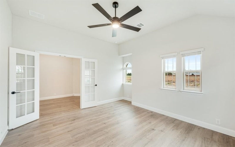 221 Sweetwater Drive, Commerce, TX 75428, 4 Habitaciones Habitaciones , ,2 BañosBaños,Residential,En Venta,221 Sweetwater Drive,20569325