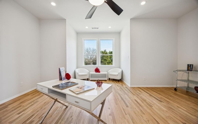 232 Hilltop Drive, Ennis, TX 75119, 3 Habitaciones Habitaciones , ,2 BañosBaños,Residential,En Venta,232 Hilltop Drive,0,21174964