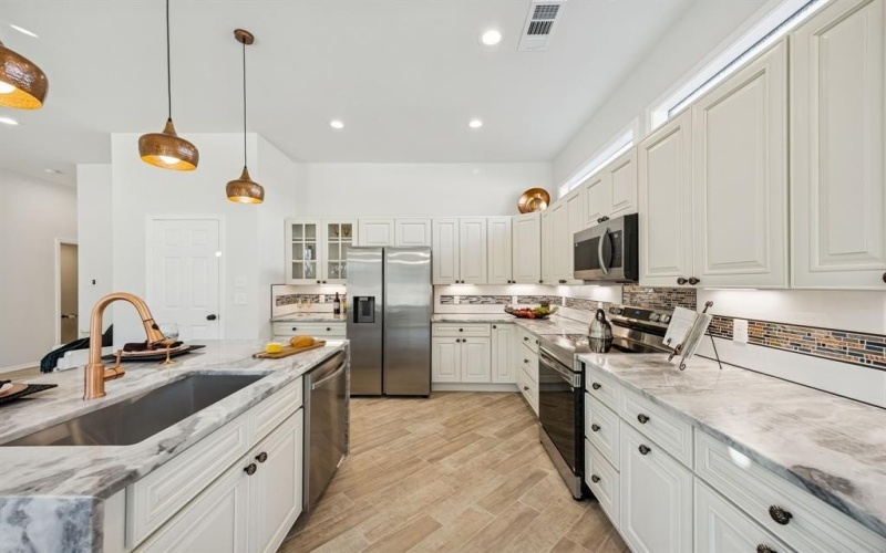 232 Hilltop Drive, Ennis, TX 75119, 3 Habitaciones Habitaciones , ,2 BañosBaños,Residential,En Venta,232 Hilltop Drive,0,21174964