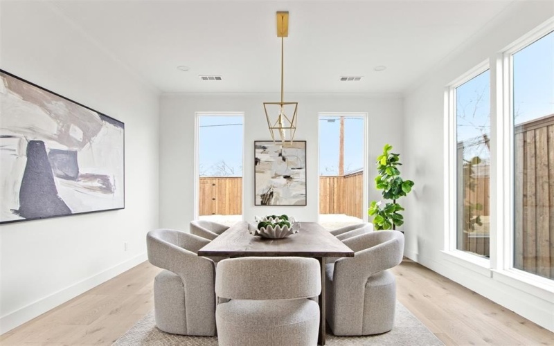 3813 Durango Drive, Dallas, TX 75220, 5 Bedrooms Bedrooms, ,6 BathroomsBathrooms,Residential,For Sale,3813 Durango Drive,0,21175182