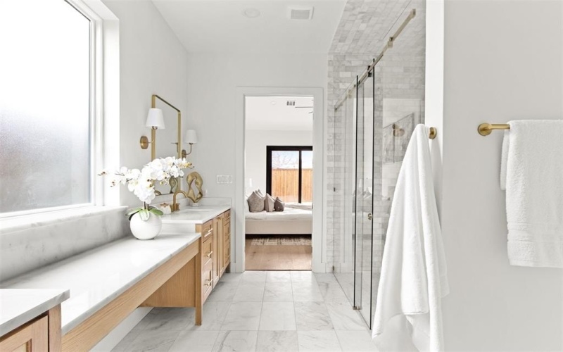 3813 Durango Drive, Dallas, TX 75220, 5 Bedrooms Bedrooms, ,6 BathroomsBathrooms,Residential,For Sale,3813 Durango Drive,0,21175182