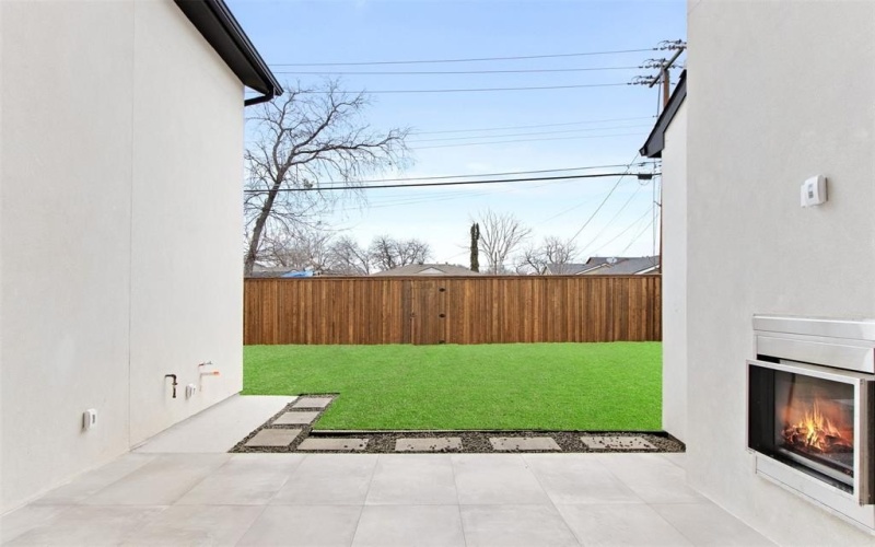 3813 Durango Drive, Dallas, TX 75220, 5 Bedrooms Bedrooms, ,6 BathroomsBathrooms,Residential,For Sale,3813 Durango Drive,0,21175182