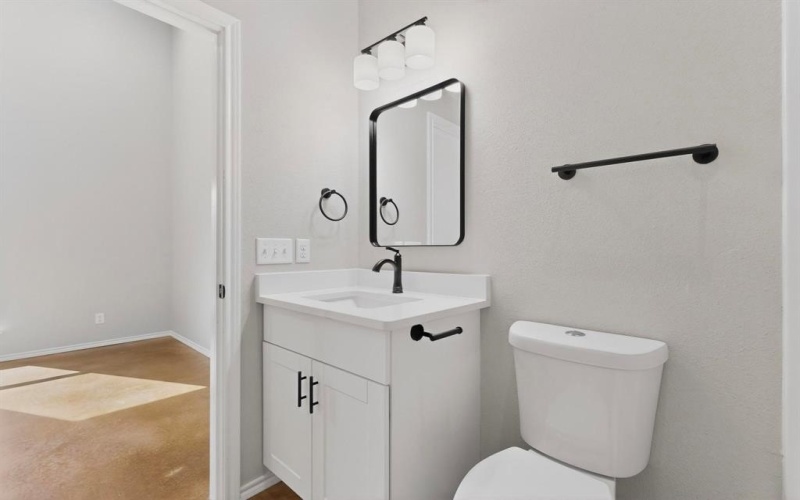 1471 W Kaufman Street, Paris, TX 75460, 3 Bedrooms Bedrooms, ,2 BathroomsBathrooms,Residential,For Sale,1471 W Kaufman Street,0,21175683