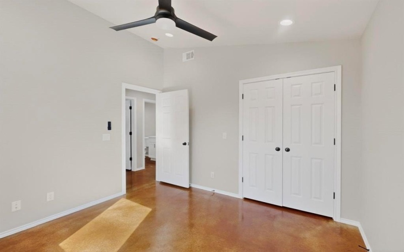 1471 W Kaufman Street, Paris, TX 75460, 3 Bedrooms Bedrooms, ,2 BathroomsBathrooms,Residential,For Sale,1471 W Kaufman Street,0,21175683