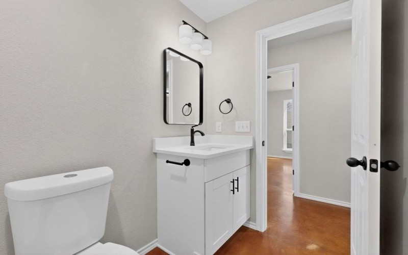 1471 W Kaufman Street, Paris, TX 75460, 3 Bedrooms Bedrooms, ,2 BathroomsBathrooms,Residential,For Sale,1471 W Kaufman Street,0,21175683