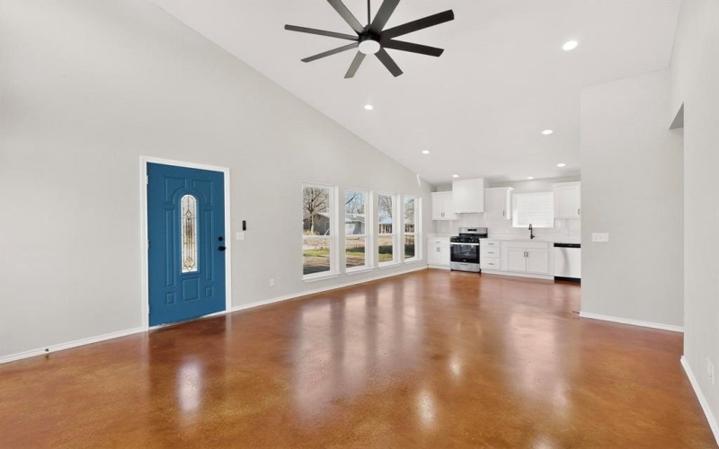 1471 W Kaufman Street, Paris, TX 75460, 3 Bedrooms Bedrooms, ,2 BathroomsBathrooms,Residential,For Sale,1471 W Kaufman Street,0,21175683