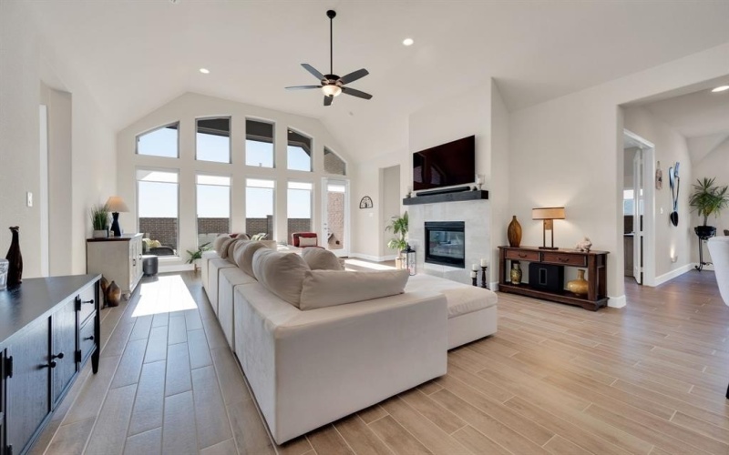 837 Peppervine Drive, Waxahachie, TX 75165, 4 Bedrooms Bedrooms, ,3 BathroomsBathrooms,Residential,For Sale,837 Peppervine Drive,0,21176634