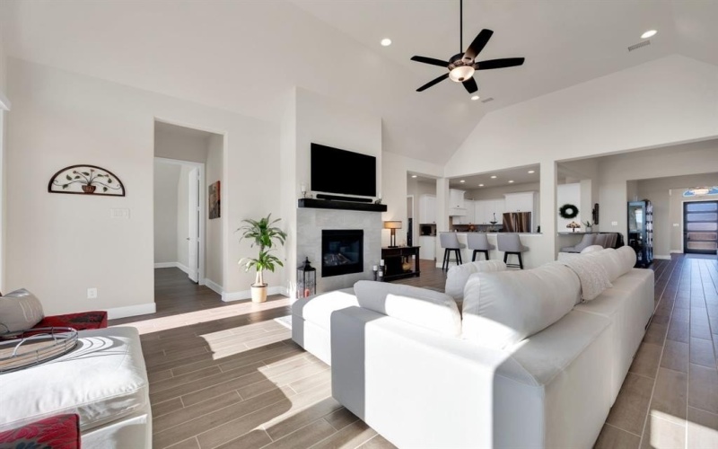 837 Peppervine Drive, Waxahachie, TX 75165, 4 Bedrooms Bedrooms, ,3 BathroomsBathrooms,Residential,For Sale,837 Peppervine Drive,0,21176634